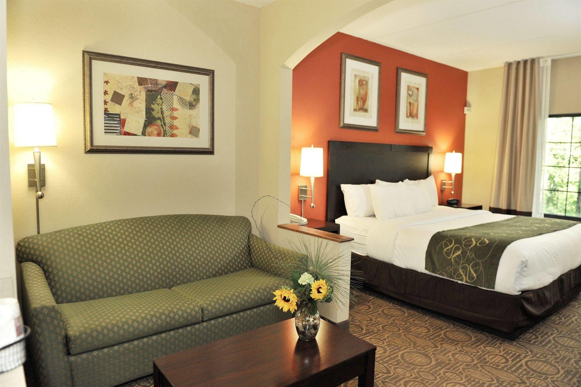 Comfort Suites Regency Park Cary Extérieur photo